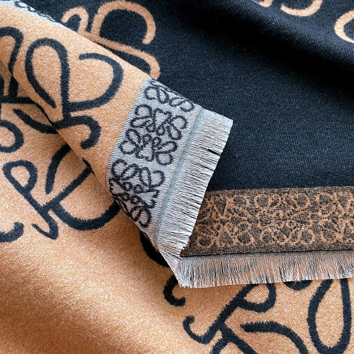2025 New Women's Scarf Warm Scarf Shawl Simple Imitation Cashmere Scarf Thick Shawl Jacquard Fashion Autumn and Winter