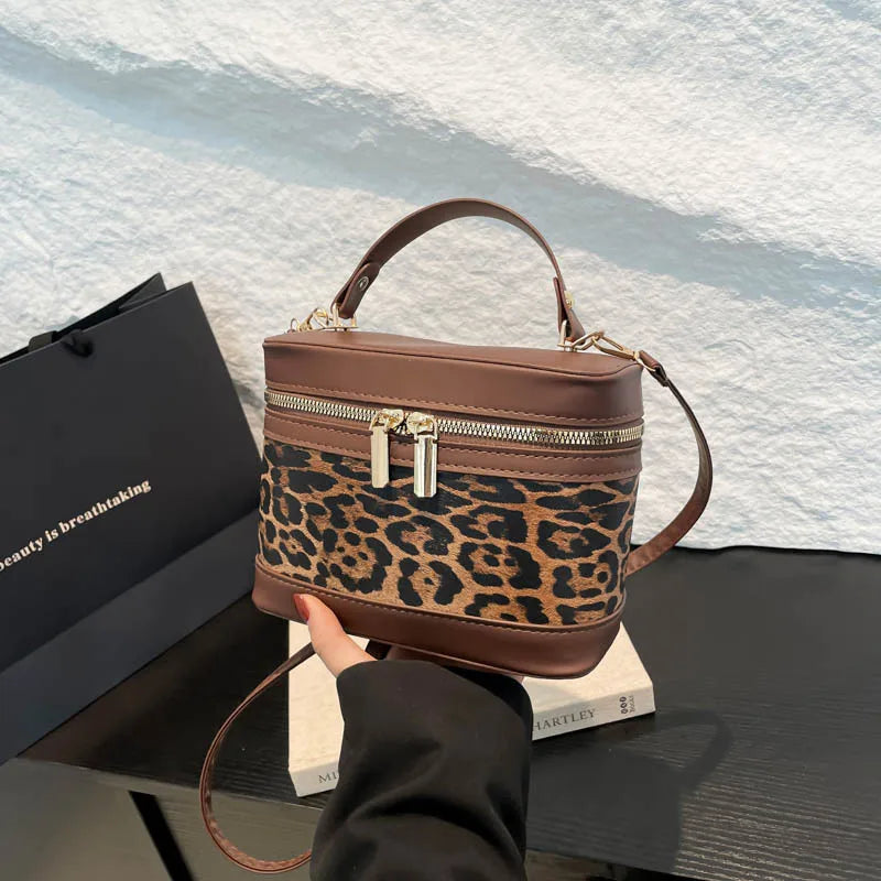 Fashion Round Bucket Bags For Women's Daily Used, Leopard Pattern Crossbody Shoulder Bag For Commuting, Casual Ladies Handbags