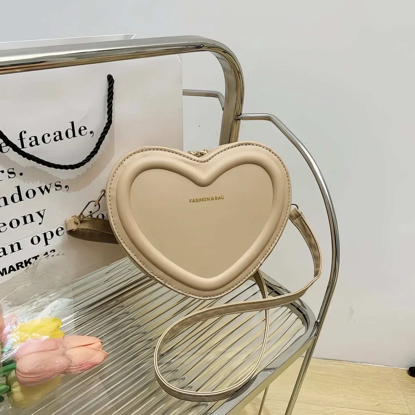 Hot Selling Heart Crossbody Bag Women's Solid Color PU Leather Versatile Sweet Shoulder Bag Fashion Handbag-tan