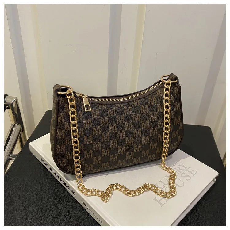 Vintage Style Square Handbag Crossbody Bag Adjustable Strap Women Messenger Shoulder Bag Sophisticated Accessory Tote Bag Purse