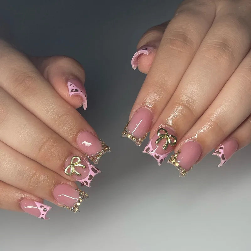 24pcs Short Duck Shaped False Nails Y2k Punk Style Rose Pink Black French Tips Press On Nail Diamond Star Flower Decor Fake Nail