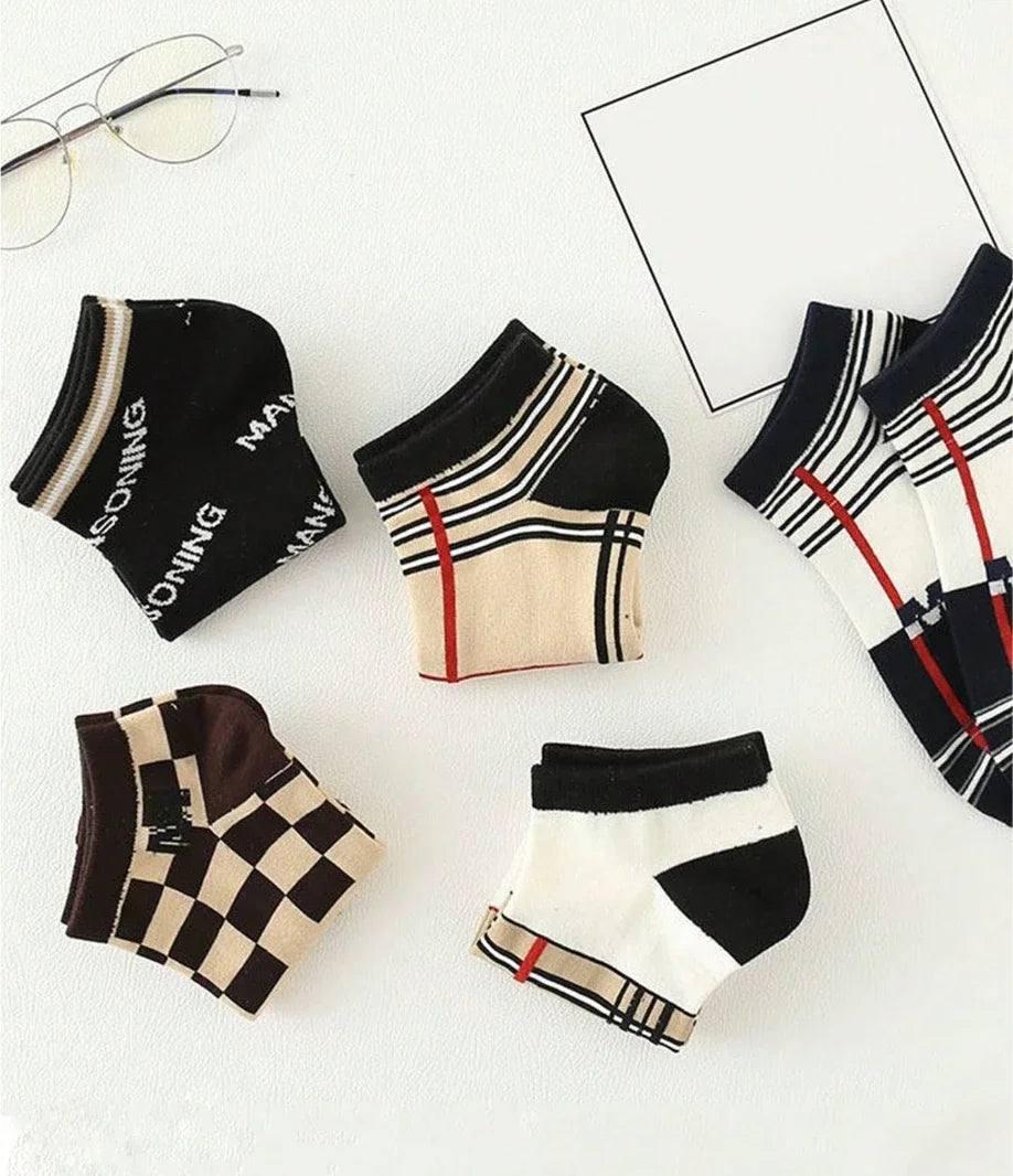 5PCS Men's Thin Low-Cut Socks Breathable Anti-Odor Moisture-Wicking Lightweight Comfortable Versatile for Daily Wear