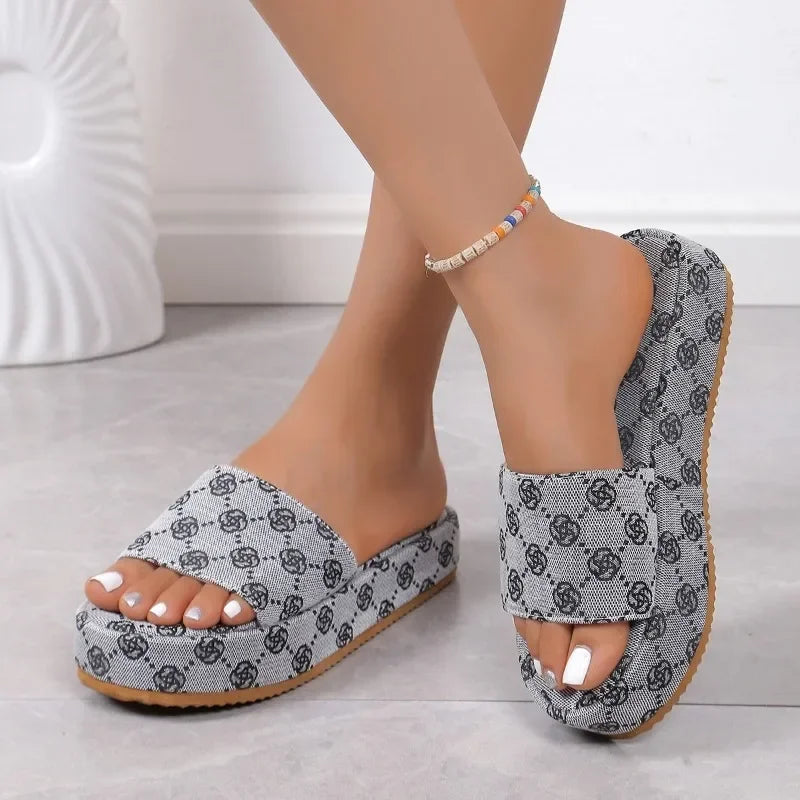 Women Platform Slippers Women Shoes Designer Flat Sandals Outdoor Floral Sandals Ladies Beach Shoes Sandalias For women