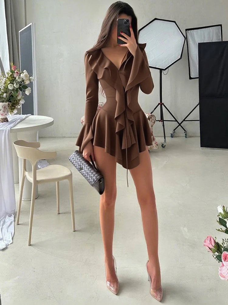 Weird Puss Irregular Hem Dress Women Tierred Y2K Flare Sleeve V-Neck Bandage Stretch Elegant Birthday Party Chic Hipster Bodycon