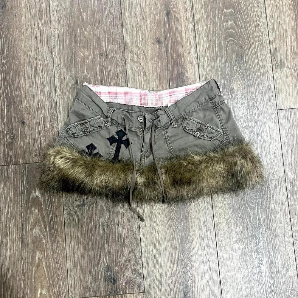 Y2K Vintage Khaki Raw Edge Cargo Skirt Harajuku Hottie Low Waist Mini Skirt Gothic Casual Cross Graphic Embroidery Short Skirt